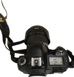 01-200562906: Nikon d70s + sigma zoom 18-125mm 1:3.5-5,6 dc