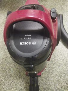 01-200607348: Bosch serie 2 bgc05aaa2