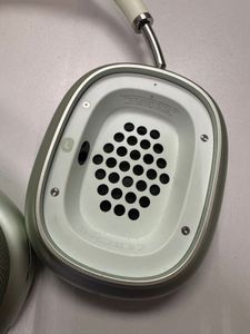 01-200614831: Apple airpods max