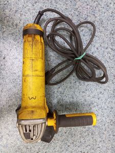 01-200635257: Dewalt dwe4217