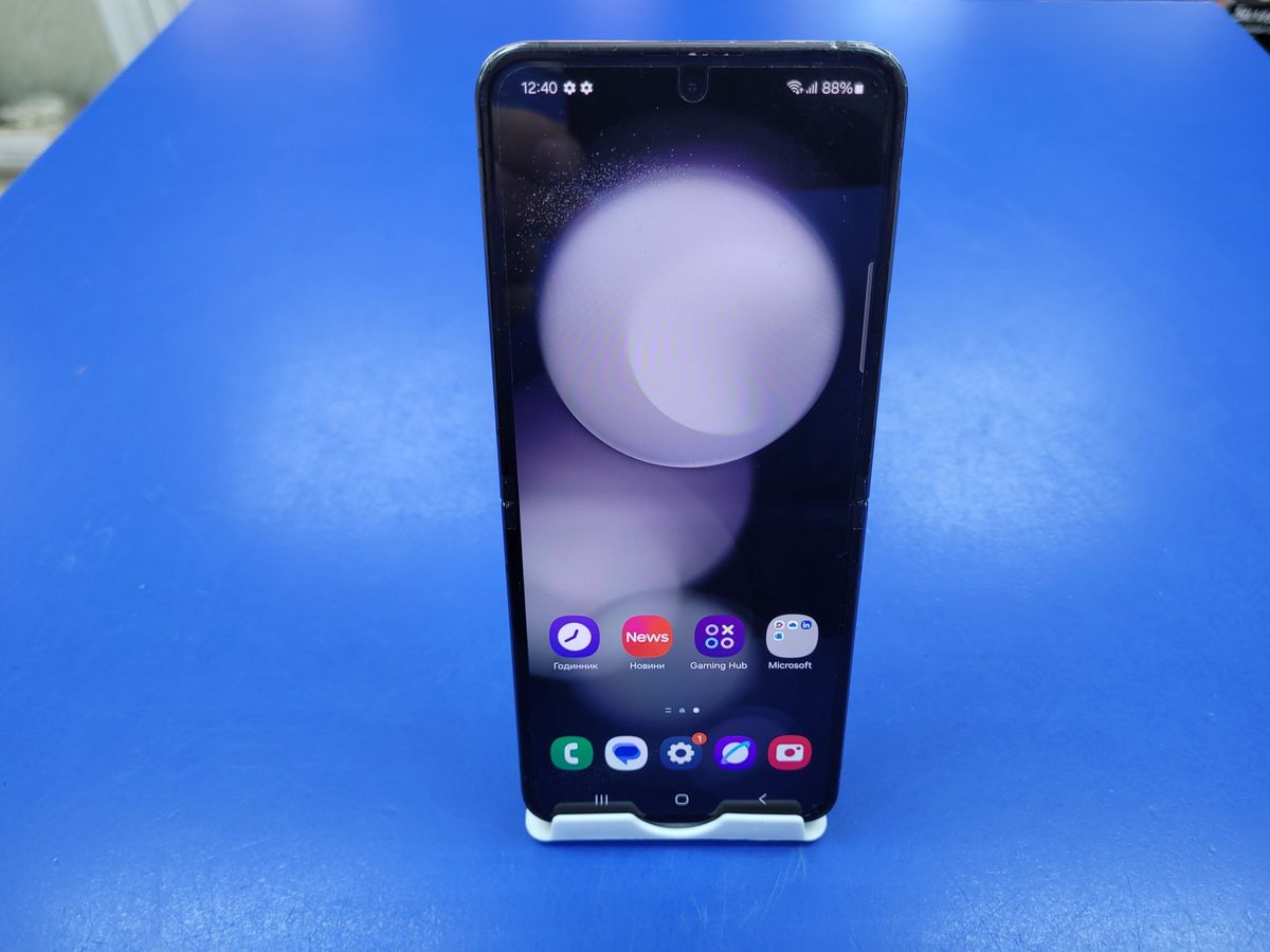 galaxy flip5 8/256gb