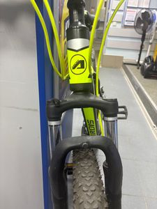 01-200744616: Ardis hiland 27.5"