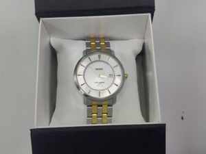 01-200747446: Orient light-powered 4000