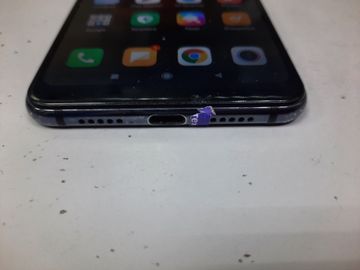 01-200769577: Xiaomi mi 8 lite 4/64gb