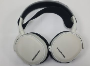 01-200787547: Steelseries arctis pro