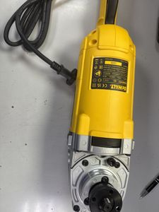 01-200794275: Dewalt dwe492