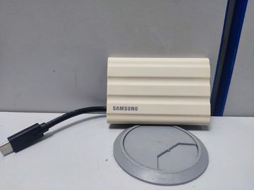 01-200797182: Samsung t7 shield 1 tb