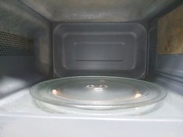 Б/у Микроволновая печь Grunhelm 20mx711-b 01-200807980