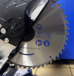 Б/в Пила торцева Dexter j1g-zp28-255a 01-200808165