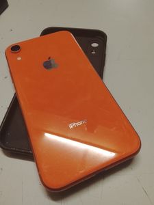 Б/в Мобільний телефон Apple iphone xr 64gb 01-200811888