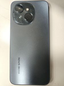 Б/в Мобільний телефон Tecno spark go 1 kl4 3/64gb 01-200819595