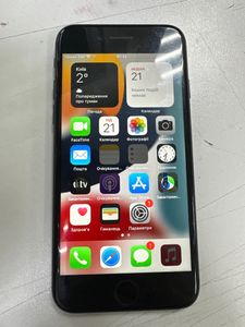 Б/в Мобільний телефон Apple iphone 7 32gb 01-200817100