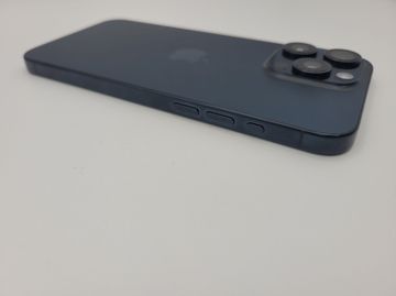 Б/в Мобільний телефон Apple iphone 15 pro max 256gb esim 01-200831132