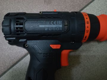 Б/в Шурупокрут Dnipro-M cd-120hq 2акб зп 01-200847812