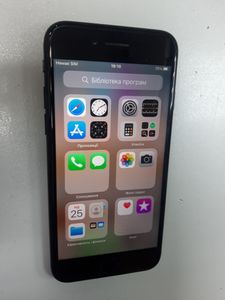 Б/в Мобільний телефон Apple iphone 7 32gb 01-200856311