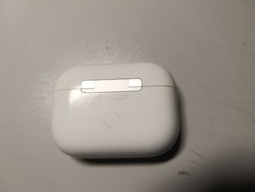 Б/в Навушники Apple airpods pro 2nd generation with magsafe charging case usb-c 01-200885713