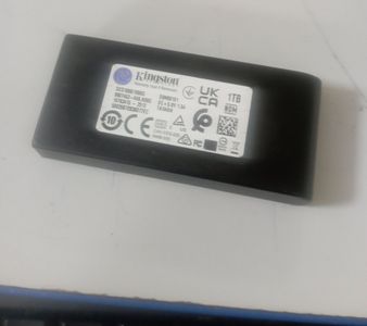 Б/у Ssd накопитель Kingston xs1000 1 tb 01-200894536