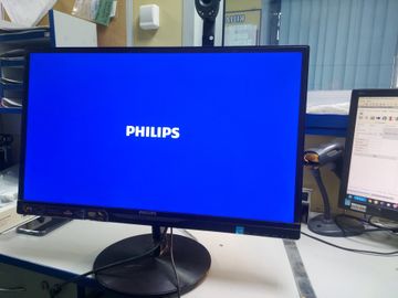 Б/в Монітор Philips 224e5q 01-200899650