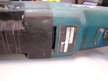 Б/у Перфоратор Makita hr2450t 01-200904658