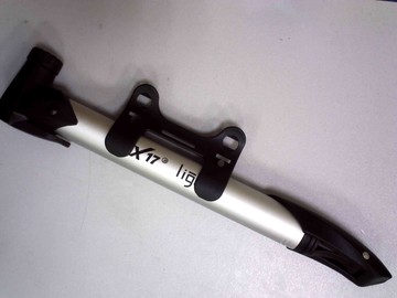 Б/в Насос ручний для велосипеда X17 light 01-200924216