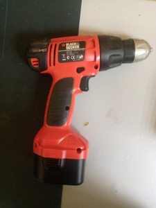 Б/у Шуруповерт Black&Decker bdcd12 01-200947023