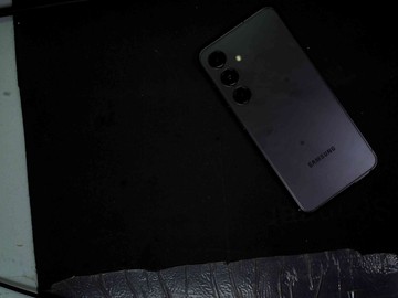 Б/в Мобільний телефон Samsung galaxy s24 8/128gb 01-200952365