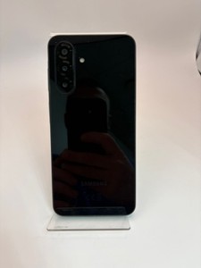 Б/у Мобільний телефон Samsung galaxy a26 5g 6/128gb 01-200949421