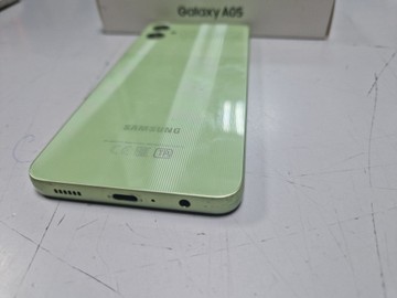 Б/в Мобільний телефон Samsung galaxy a05 4/64gb 01-200972827