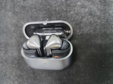 Б/в Навушники Samsung galaxy buds3 pro 01-200975860
