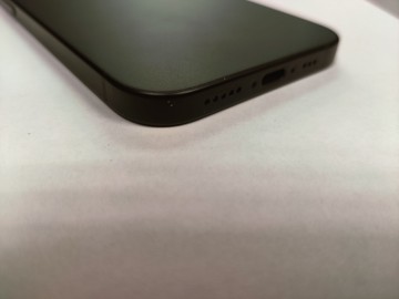 Б/в Мобільний телефон Apple iphone 15 128gb 01-201012430