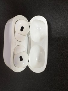Б/у Навушники Apple airpods pro 2nd generation with magsafe charging case usb-c 01-201008561