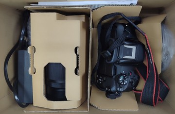 Б/в Фотоапарат Canon eos r50 / rf-s 55-210mm f/5-7.1 is stm 01-201057740
