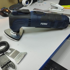 Б/в Багатофункціональний інструмент Ferm otm1022 multi tool 01-201067845