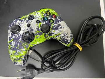 Б/в Ігрова приставка Microsoft xbox one x 1tb 01-201094792
