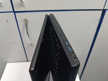 Б/в Ноутбук  14/core i5 6200u ddr3/8gb ddr3/hdd *відсутній/ssd 256 gb/*інтегрована 01-201131923