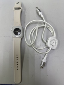 Б/в Смарт-годинник Apple watch se 2 gps + cellular 40mm aluminum case 01-201138623