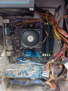 Б/у Системный блок Пк amd phenom x4 9650/ram 4 gb/hdd 1000 gb/ssd відсутній/amd/ ati radeon hd 5750 1gb gddr5 128bit 01-201146770
