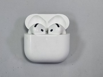 Б/у Навушники Apple airpods 4 01-201106861