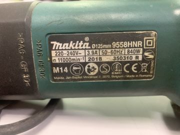 01-200789111: Makita 9558hnr