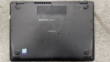 Б/у Ноутбук Dell 14/core i5 8250u ddr4/8gb ddr4/hdd *відсутній/ssd 128 gb/*інтегрована 01-200601693