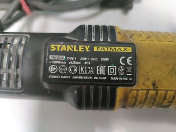 Б/в Кутова шліфмашина Stanley fmeg220 01-200803259