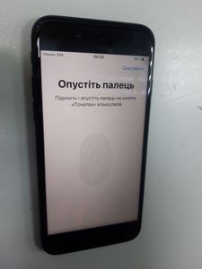 Б/в Мобільний телефон Apple iphone 7 32gb 01-200820133