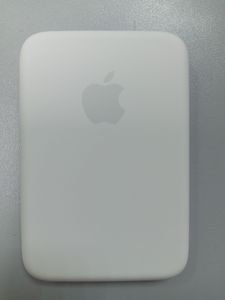 Б/в Повербанк Battery Pack magsafe 5000mah 01-200820612