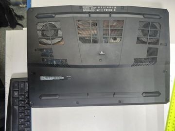 Б/в Ноутбук Msi 17/ryzen 9 7945hx ddr5/32gb ddr5/hdd *відсутній/ssd 1000 gb/geforce rtx4070 8gb 01-200846098