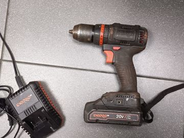 Б/в Шурупокрут Dnipro-M cd-201hbc compact 1акб 4ah зп 01-200845998