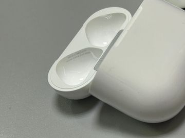 Б/в Навушники Apple airpods 4 01-200856191