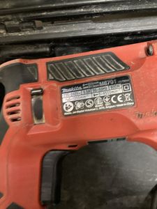 Б/в Перфоратор Makita m8701 01-200873489