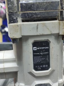 Б/у Отбойный молоток Елпром эмо-2250 max 01-200885985