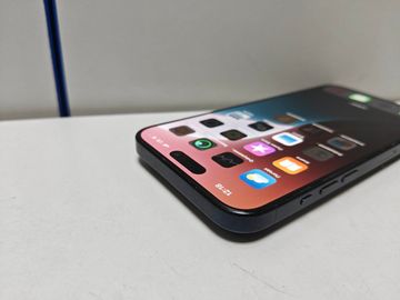 Б/у Мобільний телефон Apple iphone 15 pro max 512gb 01-200903051