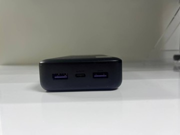 Б/в Повербанк Ugreen pb312 20000mah 01-200950239